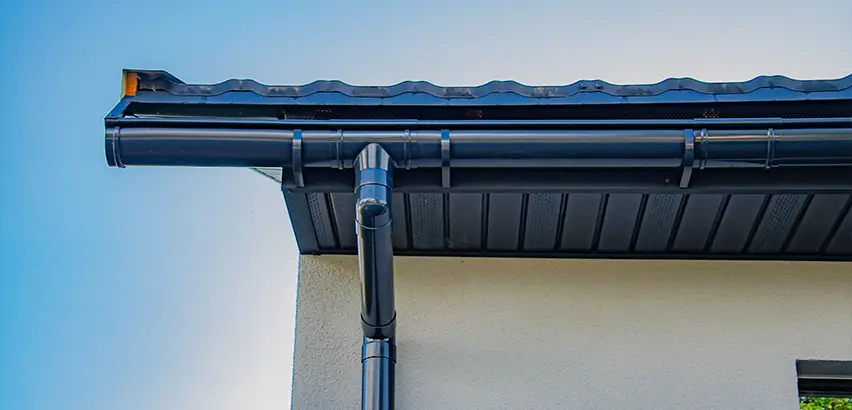 Professional Soffits and Fascia Replacement Services in Cambridge, WI