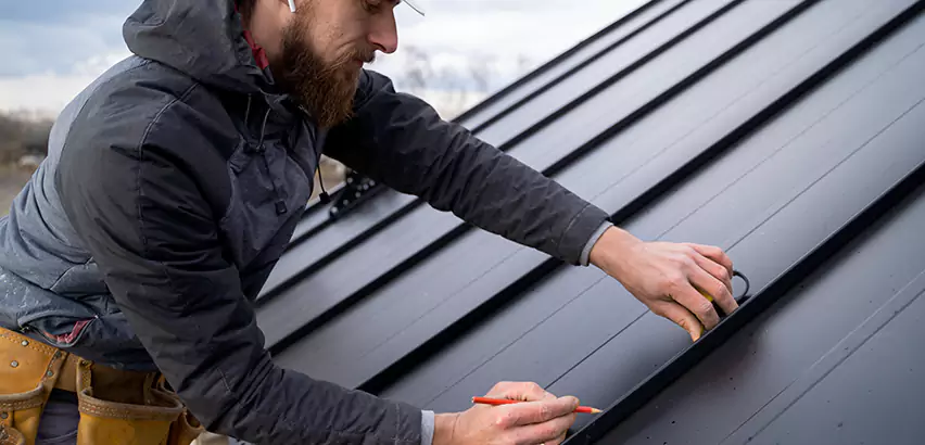 Professional Steel Roof Repair Services in Cambridge, WI