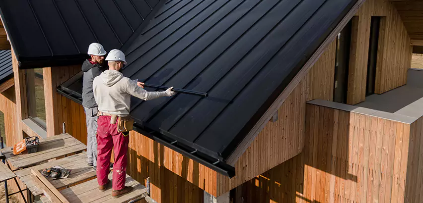 Metal Barn Roof Repair in Cambridge