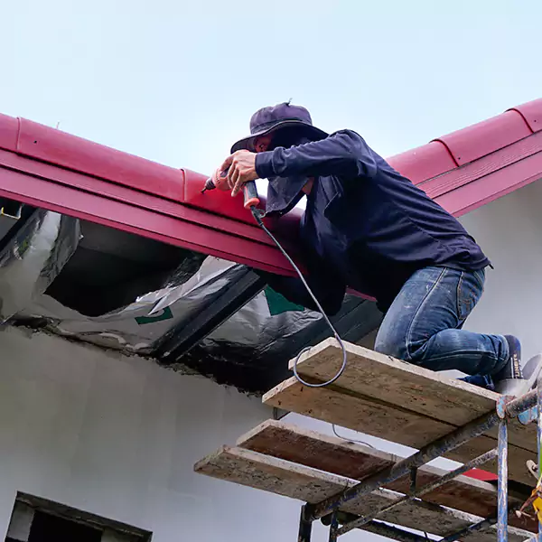 Why Cambridge, WI Homeowners Choose Cambridge Roofing Pros for Fascia Repair?